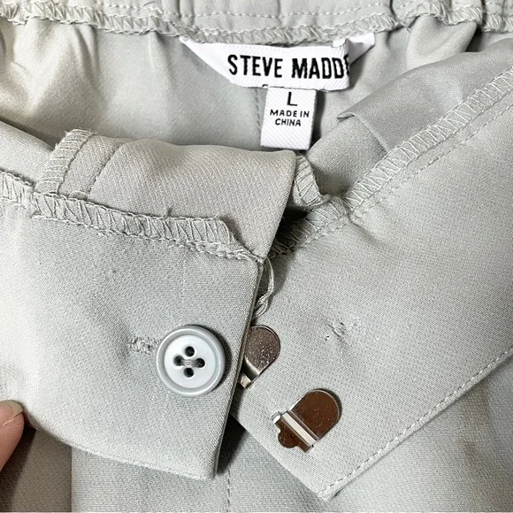 Steve Madden Women's Light Gray Pleated Trousers Ankle Length Size Large NWOT